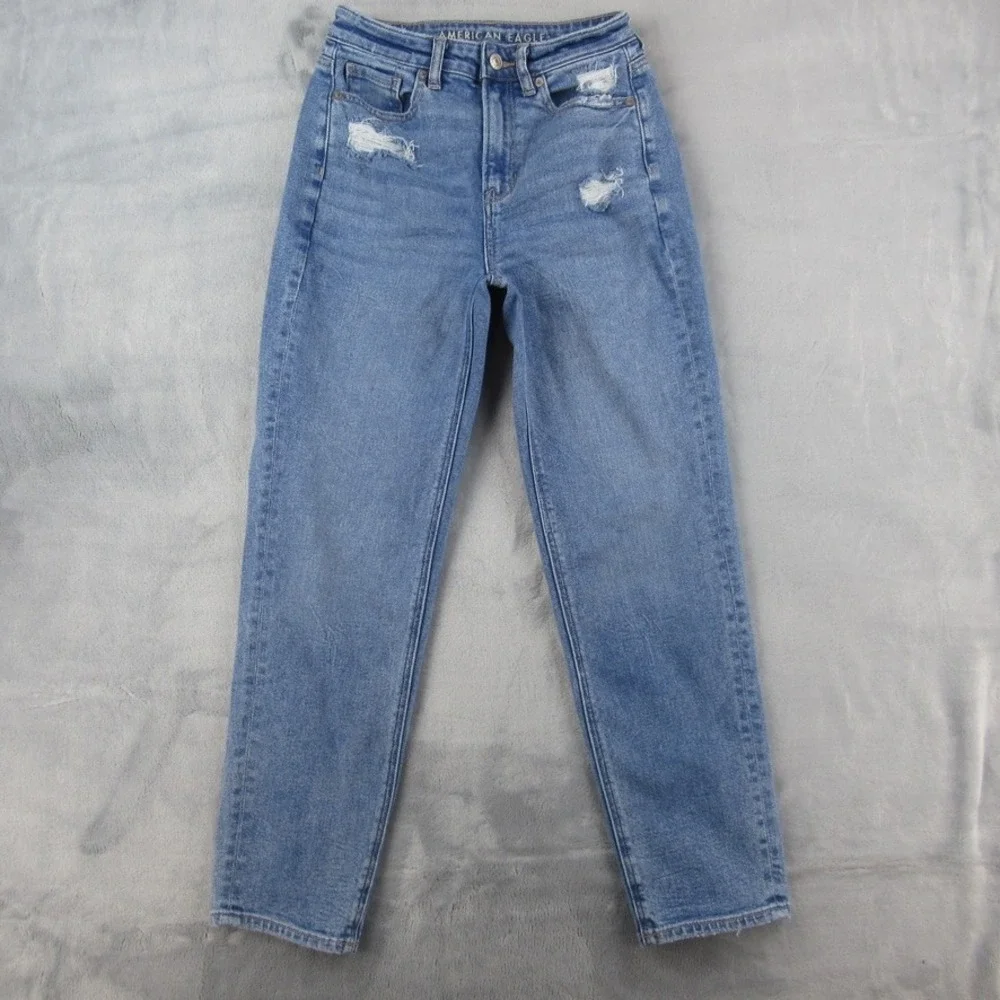 American Eagle Mom Straight Jean Blue‎ Distressed High Rise Size 0 Regular